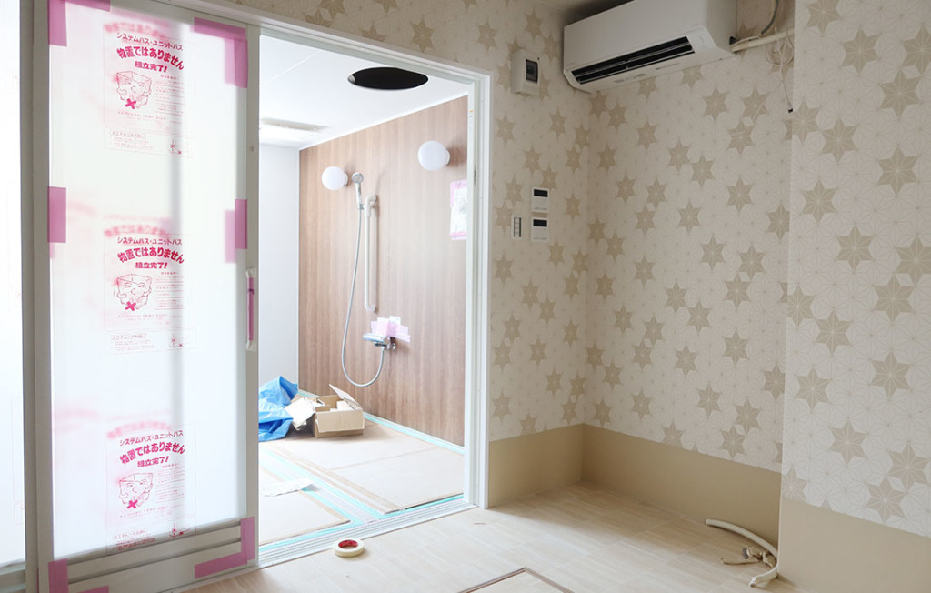 工事中のナーシング和楽縁豊明　浴室