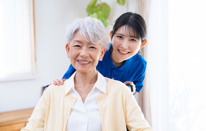 介護士と入居者